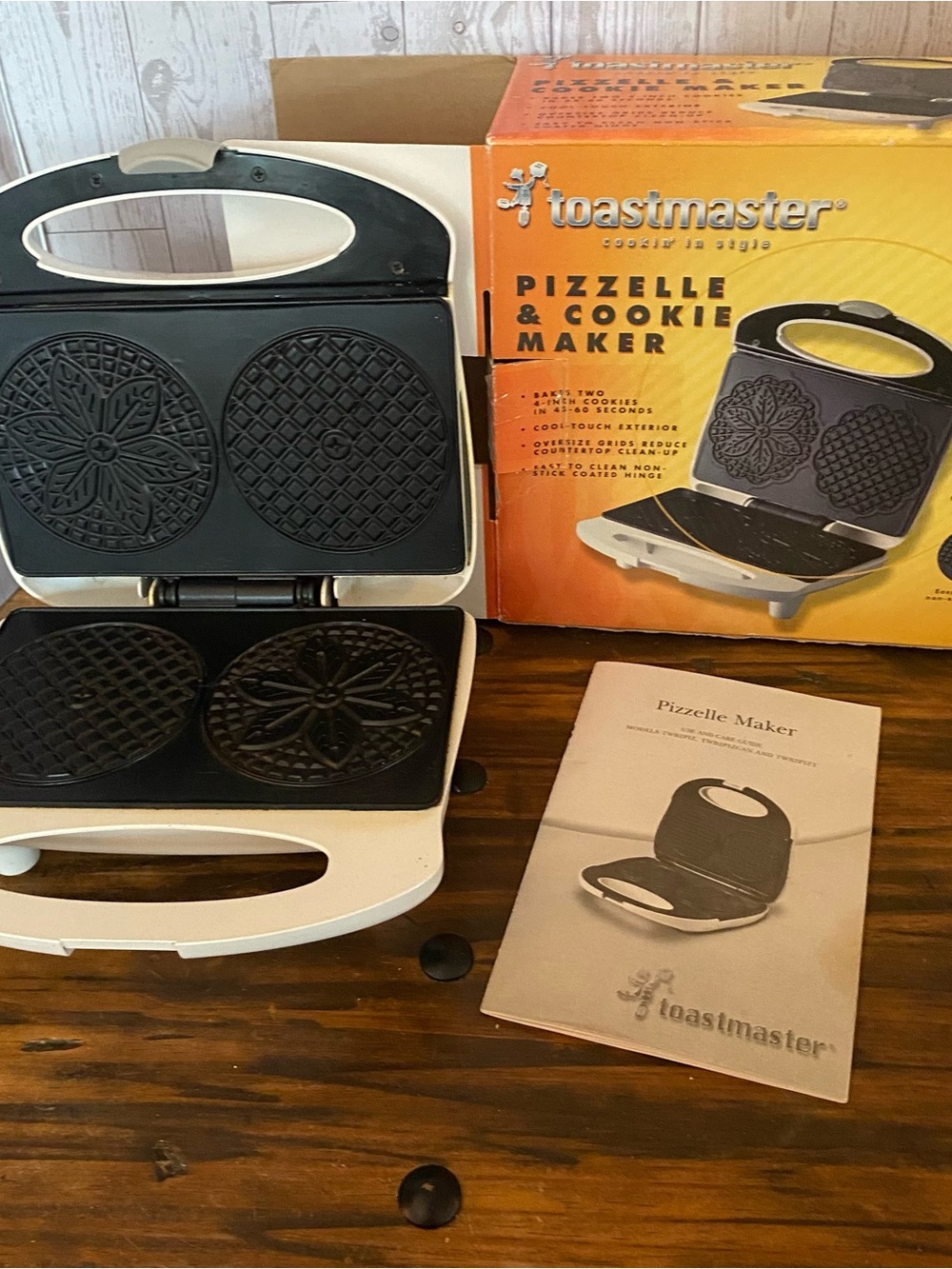 Toastmaster Pizzelle & Cookie Maker - White and Black Working